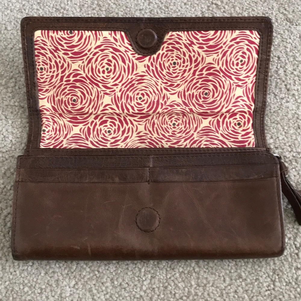 Hobo leather snap closure wallet